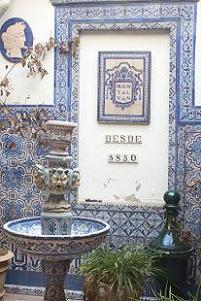 blue_tile_seville.JPG