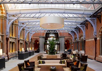 st_pancras_lobby.jpg
